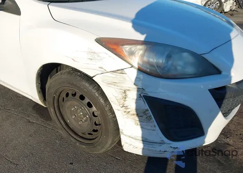 2010 Mazda Mazda3 I Sport z USA, uszkodzony, nr VIN JM1BL1SFXA1261395